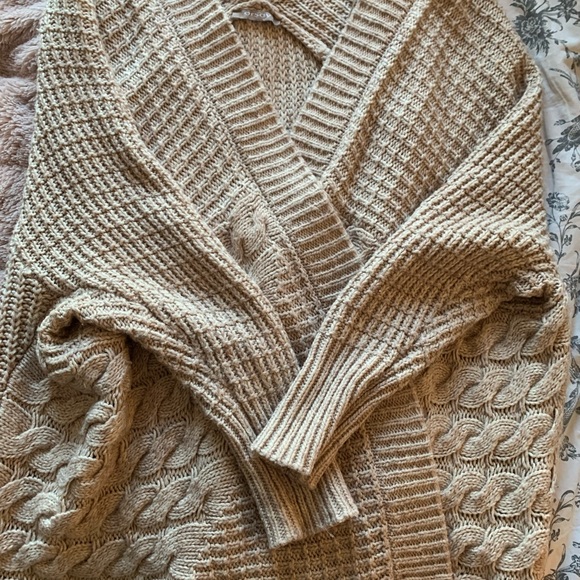Chunky cardigan, European make - Picture 5 of 5